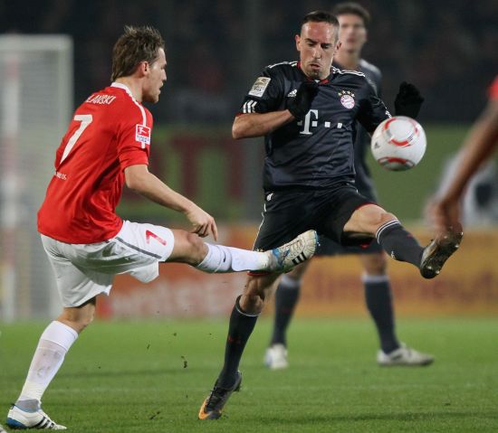 进行全方位 进行全方位