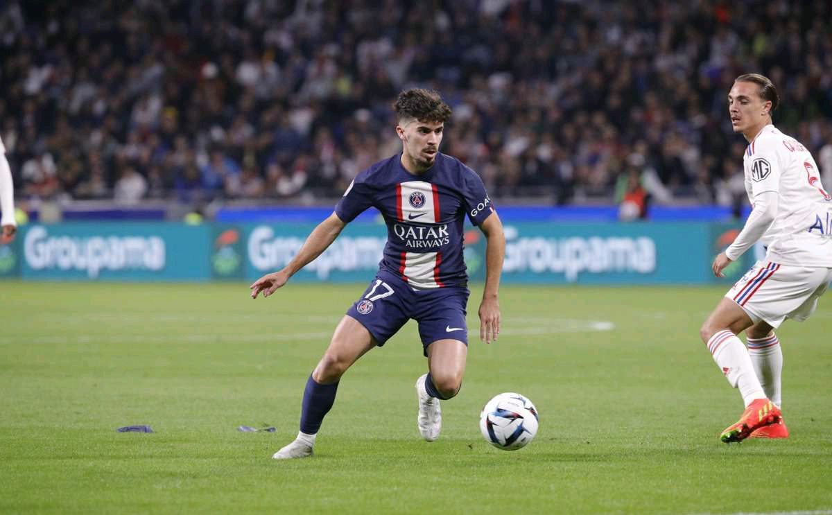 自C罗在西 自C罗在西